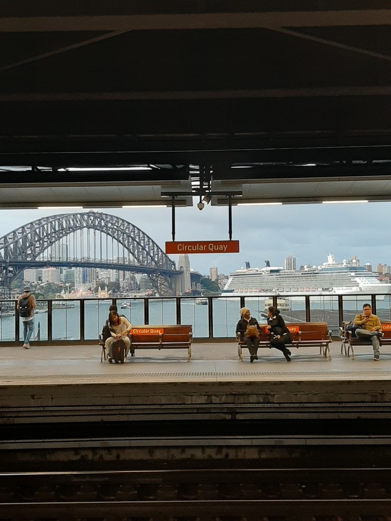 Station Circular Quay by ideetje