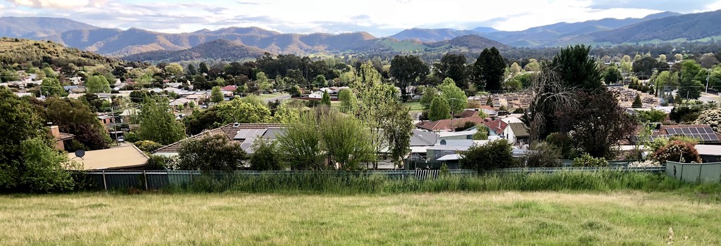 Myrtleford - North-East Victoria  by pictureme