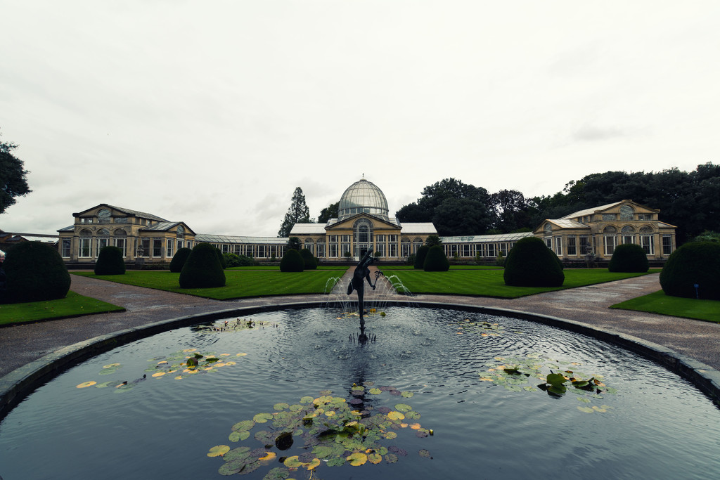 The Great Conservatory, Syon Park by rumpelstiltskin