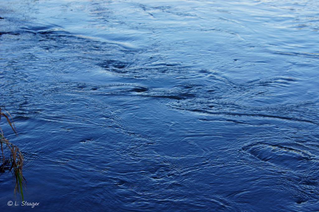 Water pattern by larrysphotos