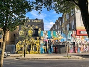 24th Oct 2019 - Gold and rain murals. 