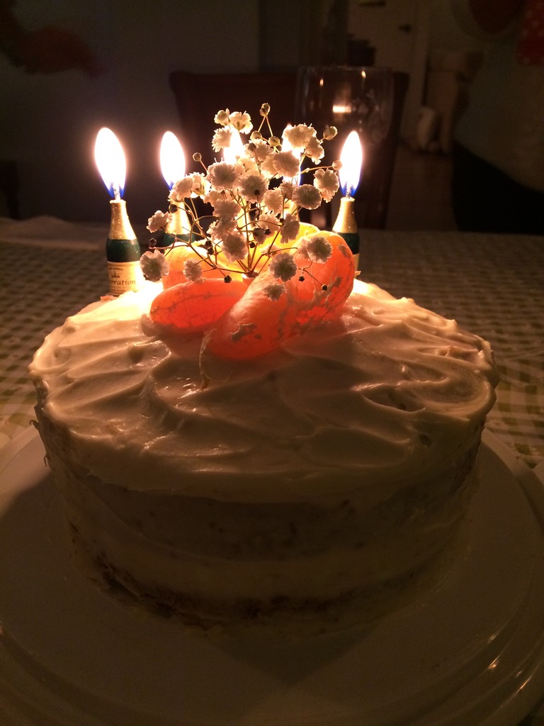 Birthday cake by lellie