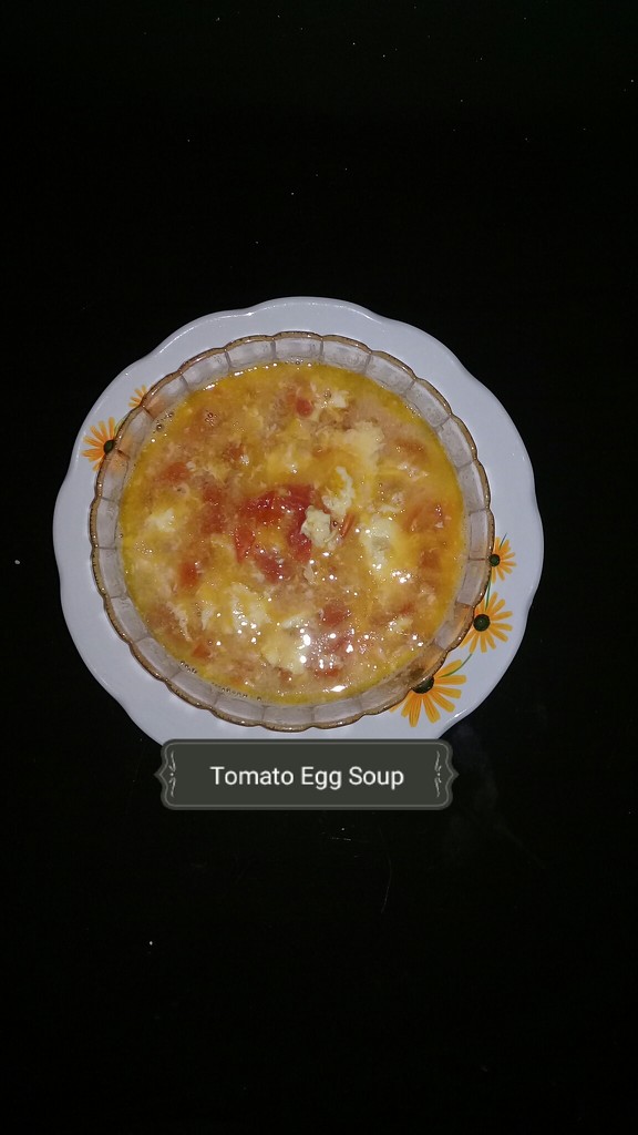 tomato egg soup by arnica17
