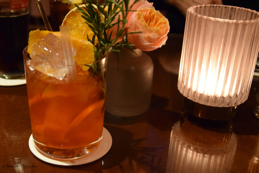 cocktail at the Ritz by parisouailleurs