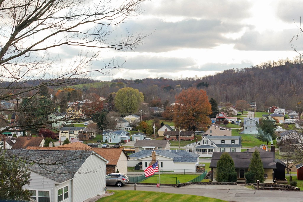 Small town in Pennsylvania by mittens