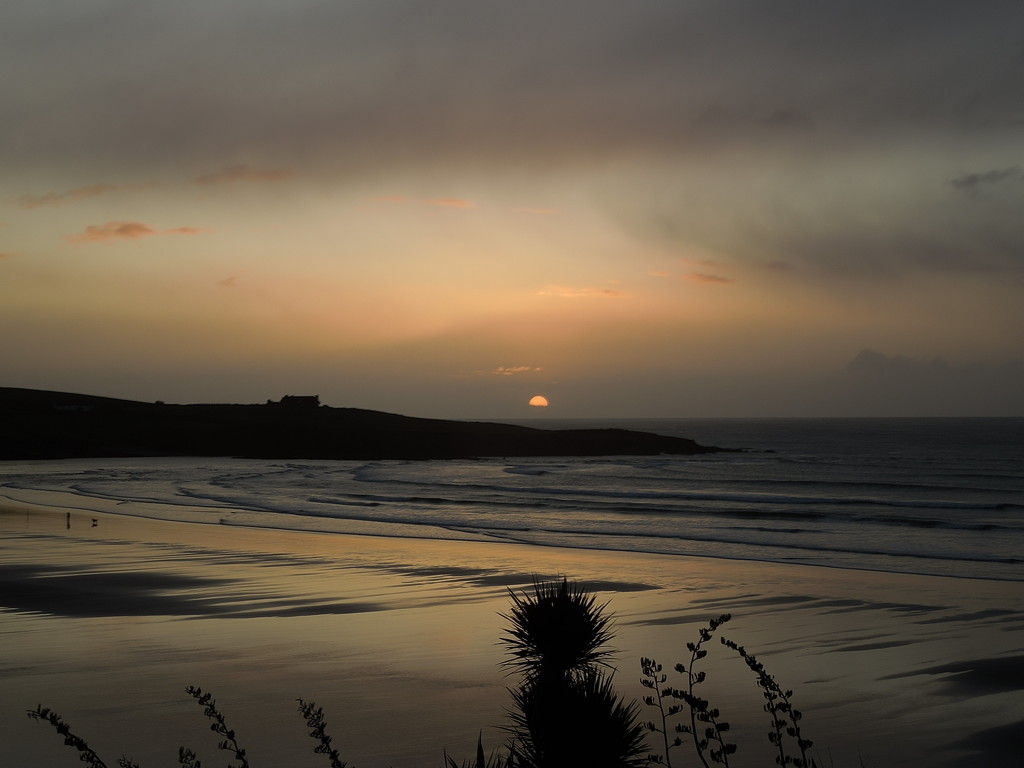 Irish sunrise - Nov 11th @ 7.56 am by etienne