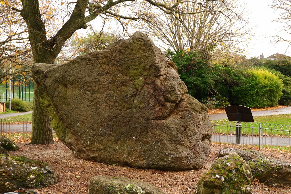 The Goldstone boulder aka Rockefeller by 4rky