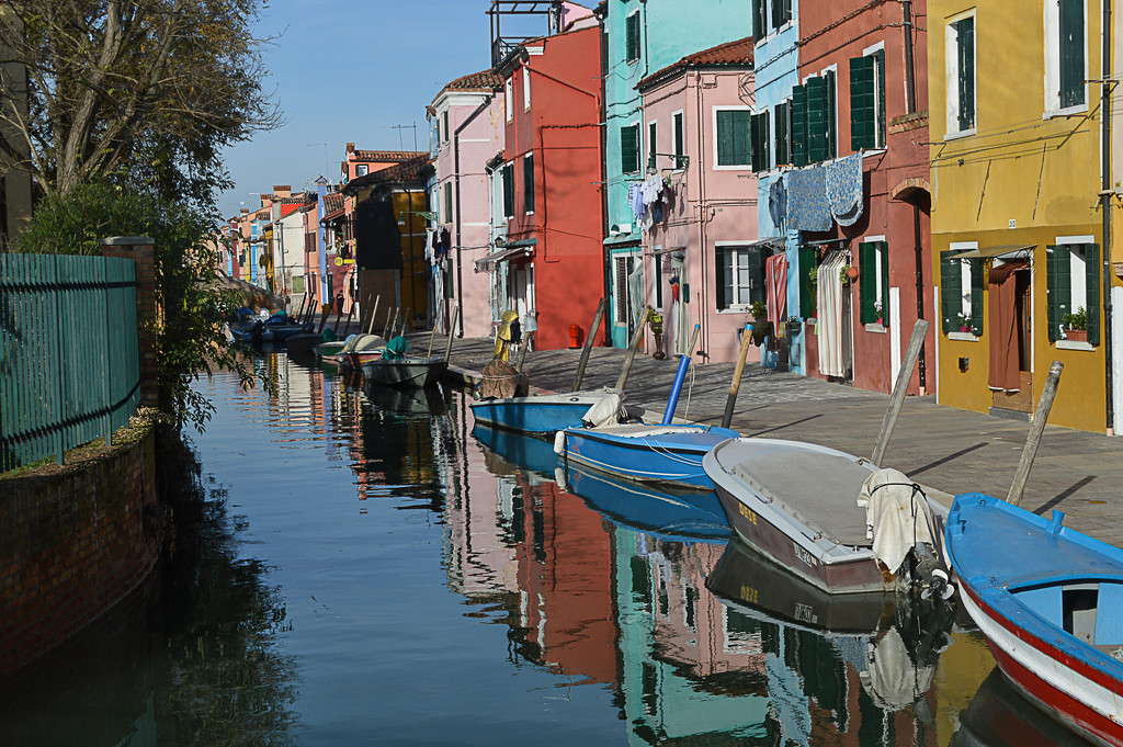 Canalei  A Burano by caterina