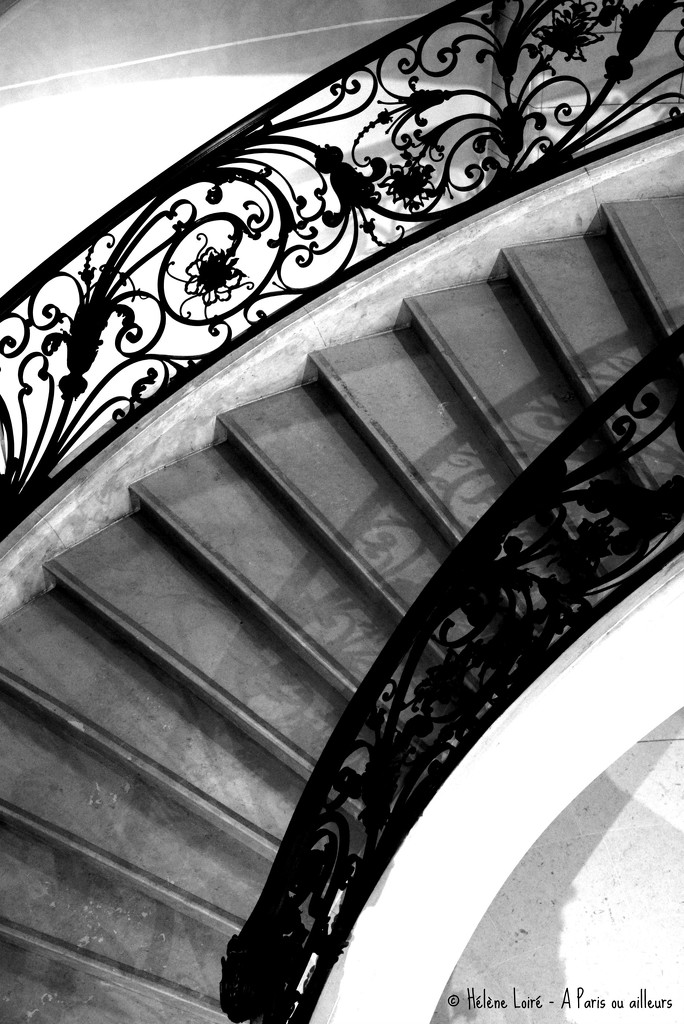 Stairs by parisouailleurs