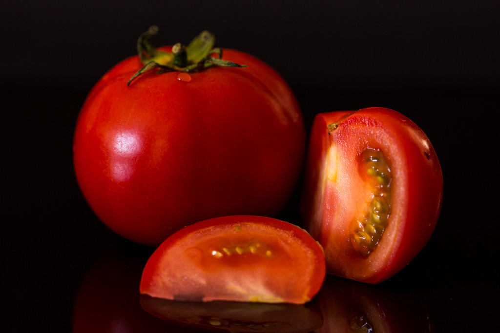 Tomatoes by seacreature