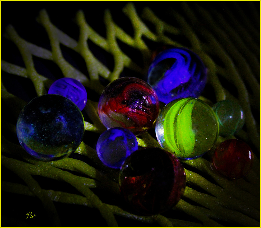 Playing marbles...(watch on black) by sdutoit