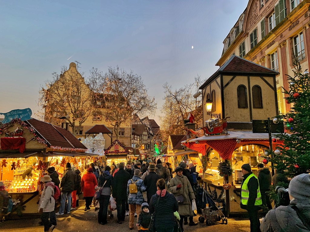 Christmas market in Colmar.  by cocobella