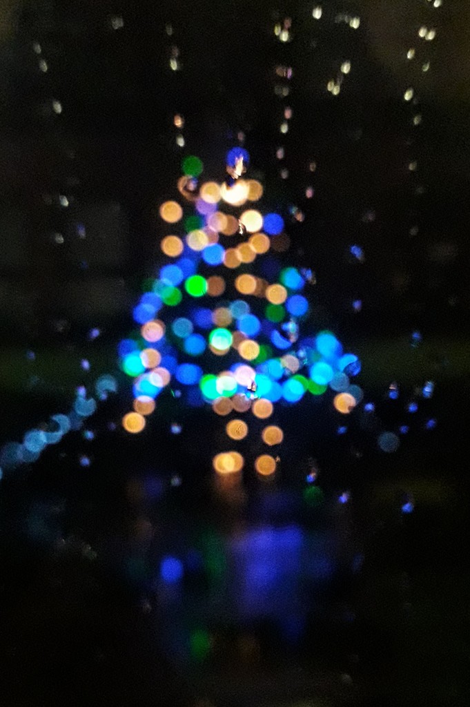 Raindrops and lights  by jokristina