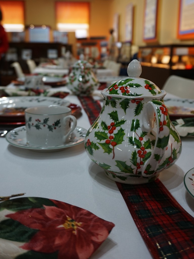 A cup of Christmas tea by tunia