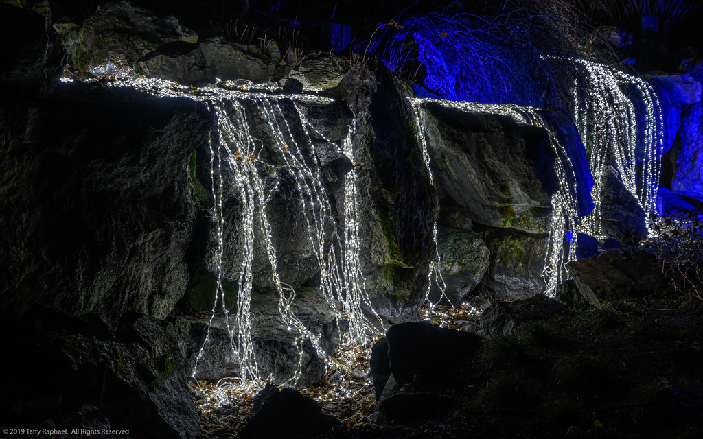 Waterfalls by Light by taffy
