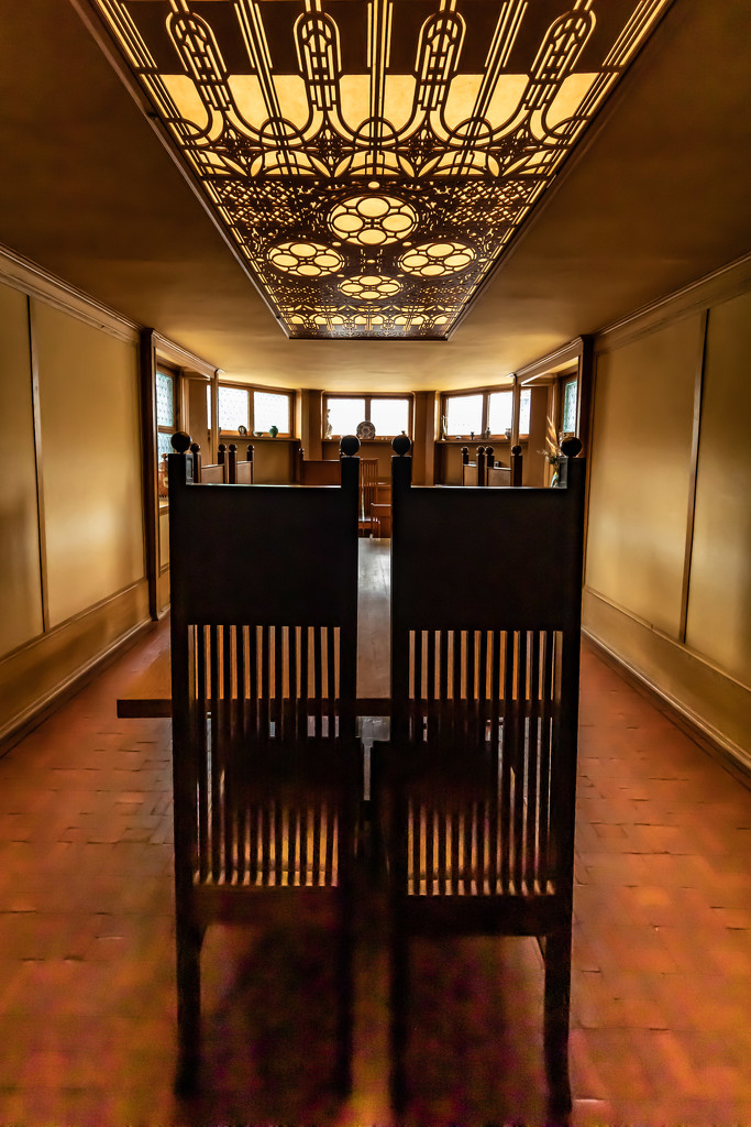 Frank Lloyd Wright Home, Dining Rm by jyokota