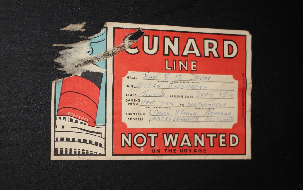 Cunard's Queen Elizabeth by jamibann