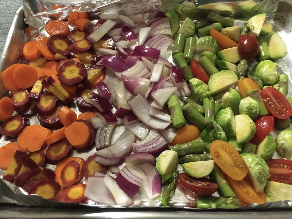 roasting vegetables  by wiesnerbeth