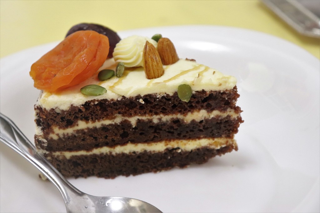 Cake 1200 g of sweet happiness. by nyngamynga