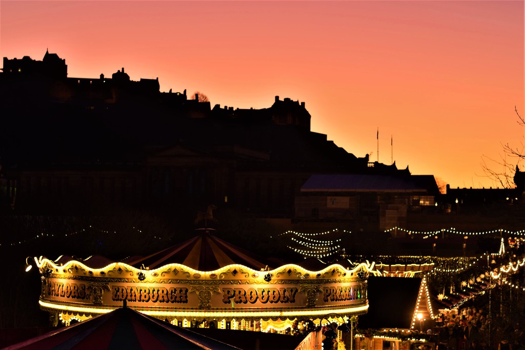 Edinburgh Proudly Presents... the last sunset of the year by christophercox