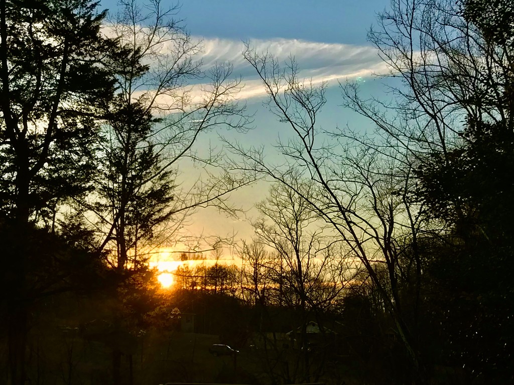 Monday Evening Sunset  by kentucky_wanderlust