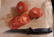 29th Jan 2020 - Slicing Tomatoes