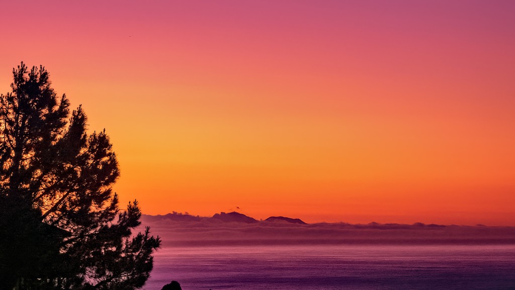 Sunset over False Bay by ludwigsdiana