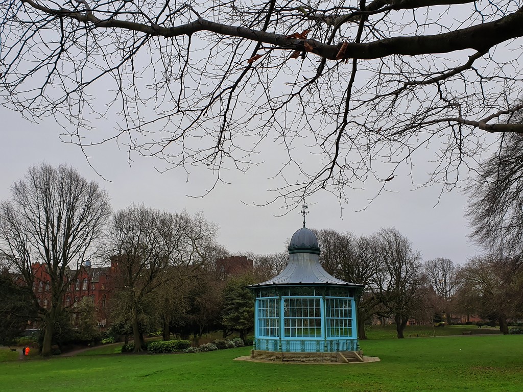 Weston Park, Sheffield by isaacsnek