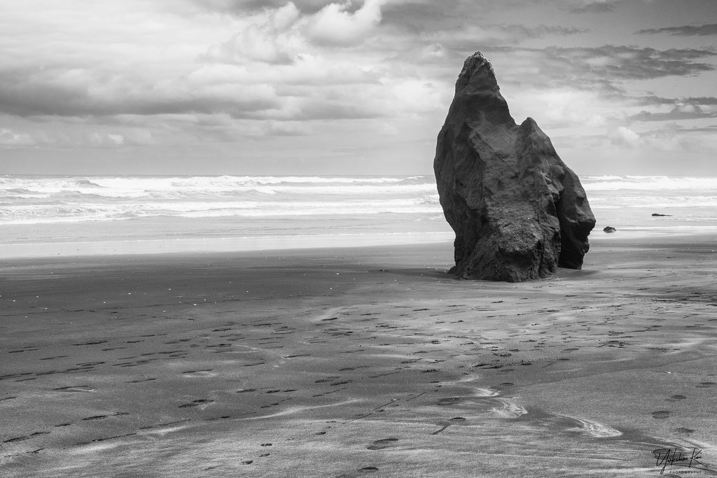 Footprints around the rock by yorkshirekiwi