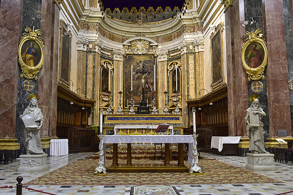 MDINA CATHEDRAL - THE HIGH ALTAR by sangwann