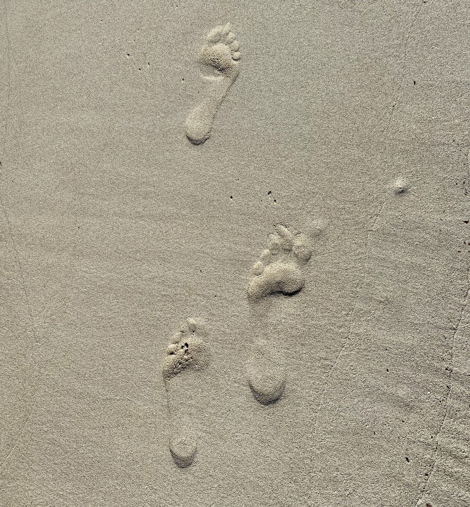 Footprints by tinley23