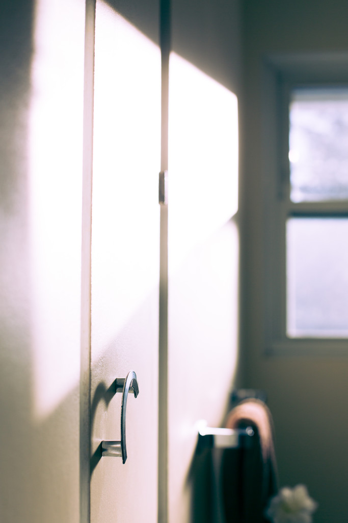 Bathroom Light by kph129