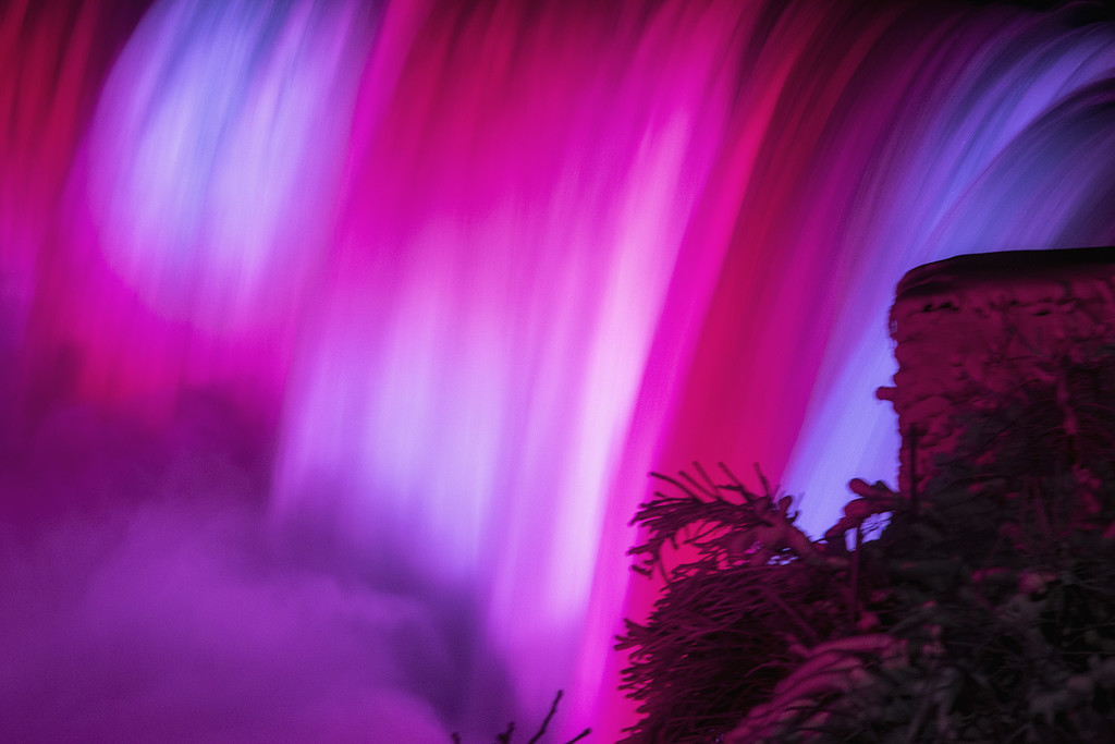 Lights on Niagara Falls by pdulis