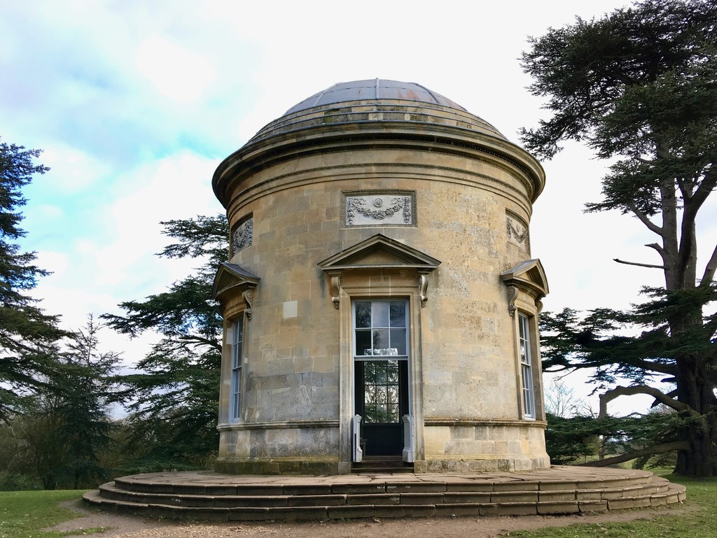 The Rotunda at Croome Court. by rosie00