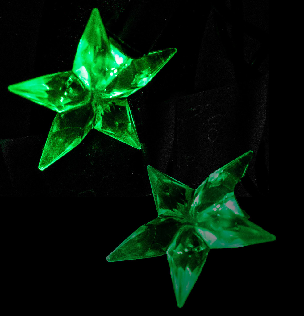 Green star_365 by randystreat