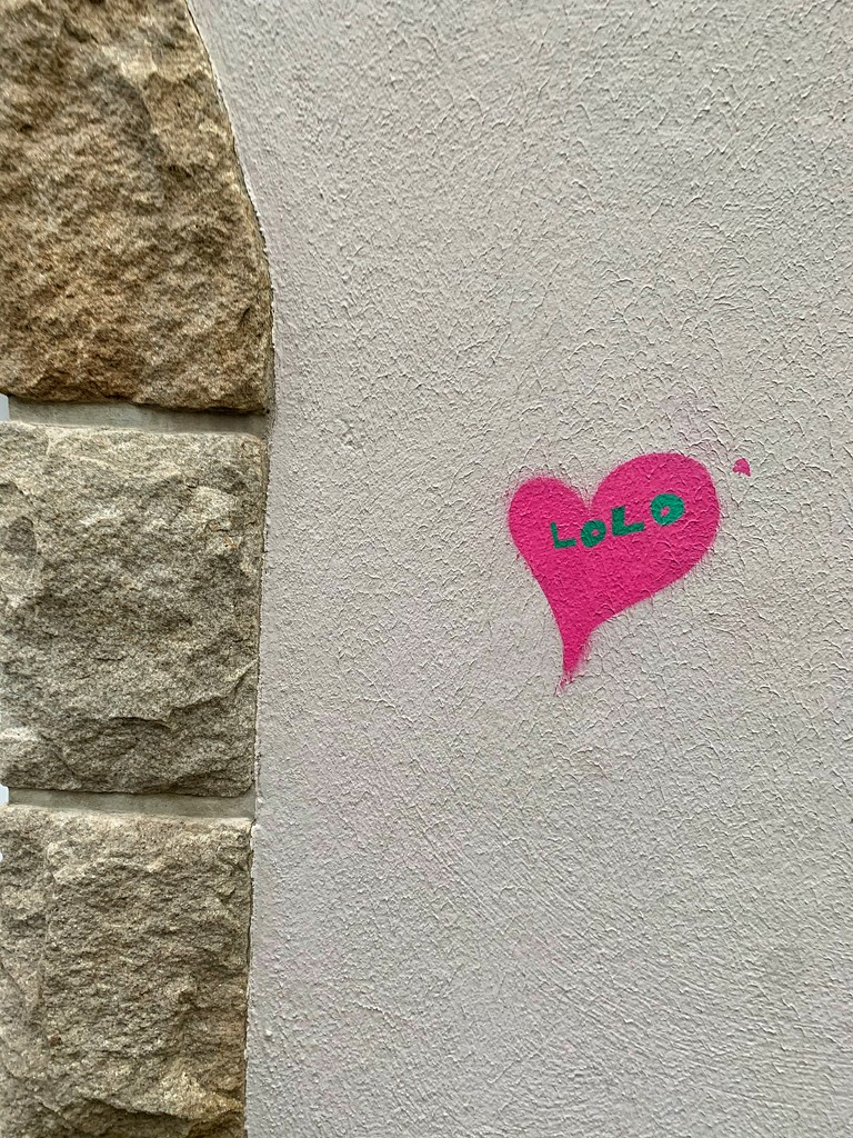 Somebody loves Lolo ! by cocobella