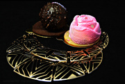 17th Mar 2020 - hazelnut chocolate bomb, gold necklace and marshmallow rose