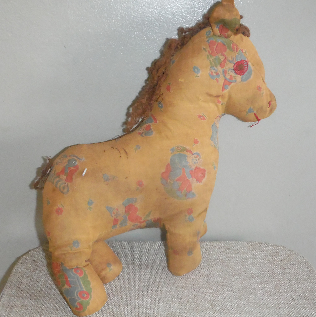 Yellowy the Horse by spanishliz