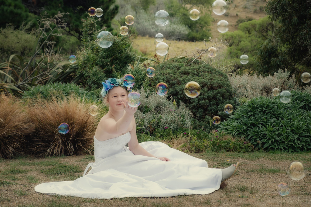 Bubble Fairy by helenw2