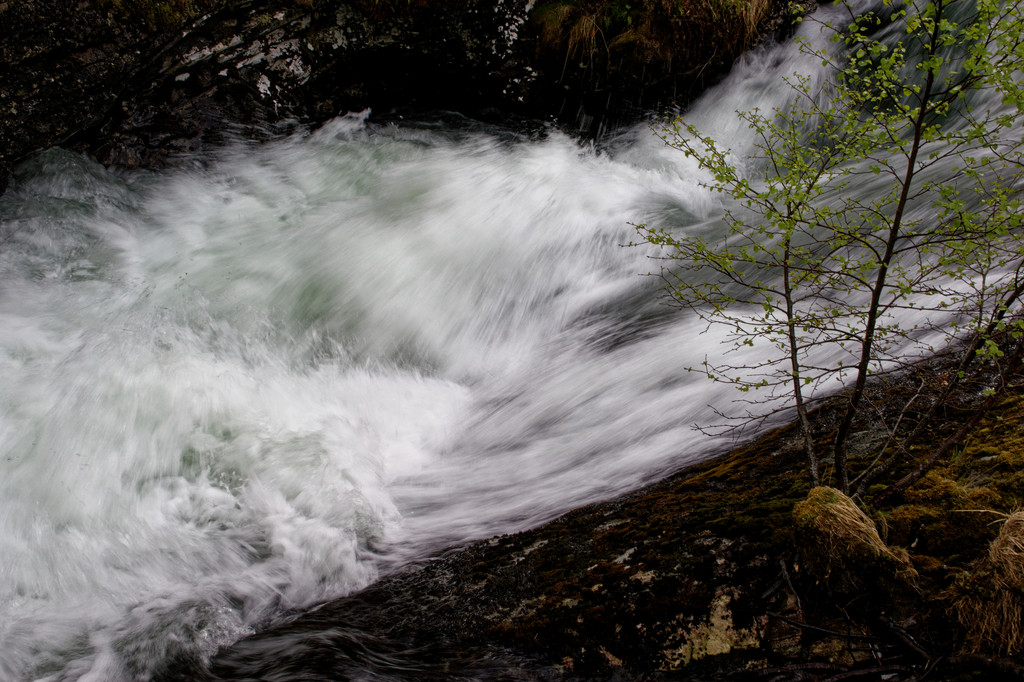 0406 - The river at Geiranger by bob65