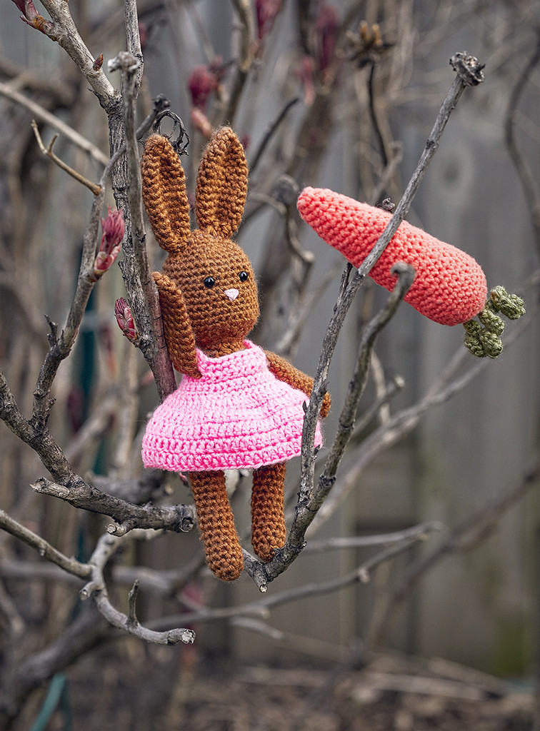 Be Careful Bunny! by gardencat