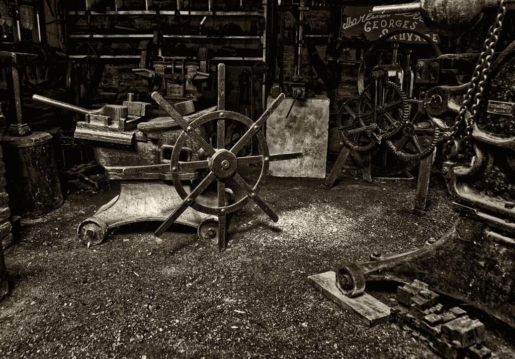 0419 - The workshop by bob65