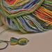 Вяжу сердечки из красочной пряжи Opal by nyngamynga