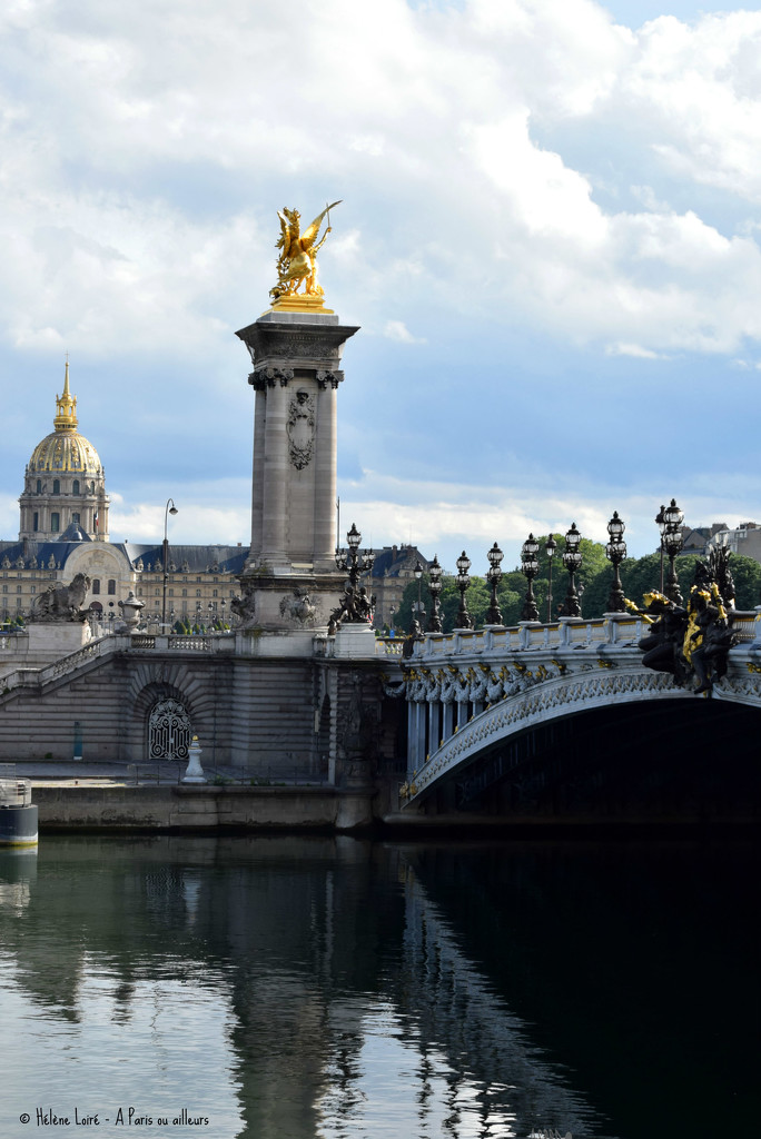 Pont Alexandre III and Invalides by parisouailleurs