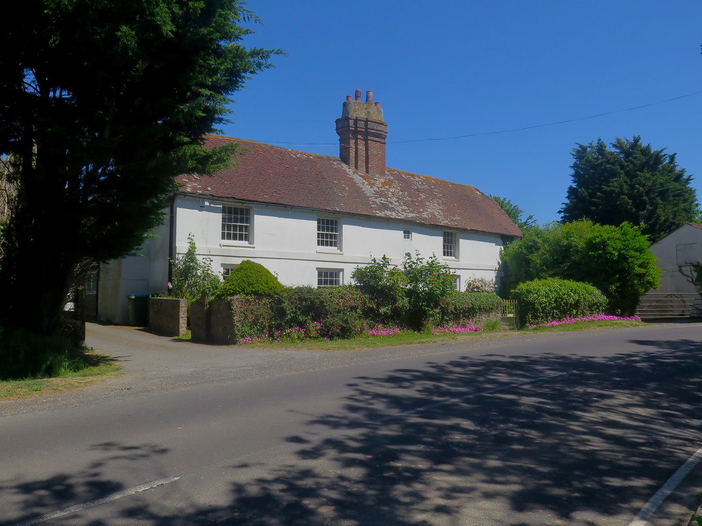 White Cottage by davemockford