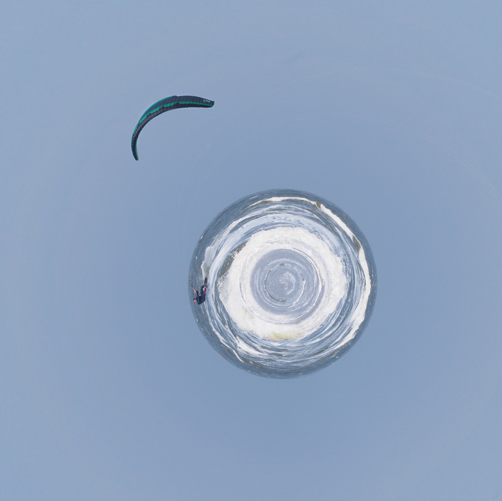 Kite surfing  by thedarkroom
