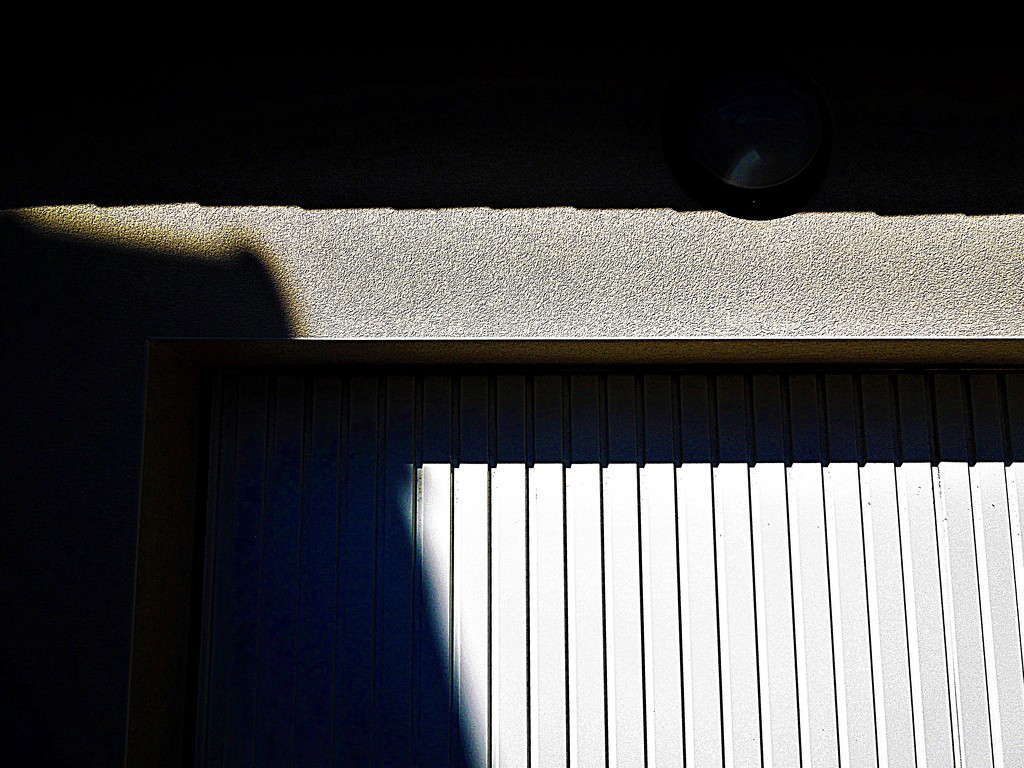 Garage door by etienne