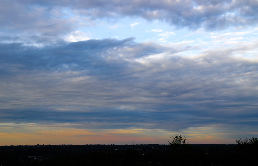 Evening sky by mittens