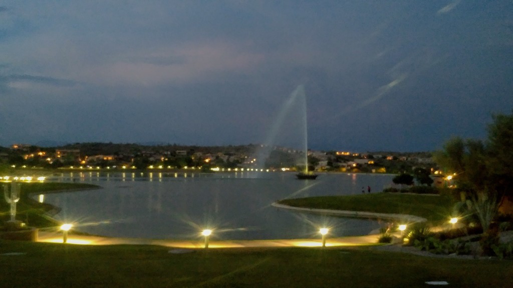 Fountain Hills  Lake by harbie