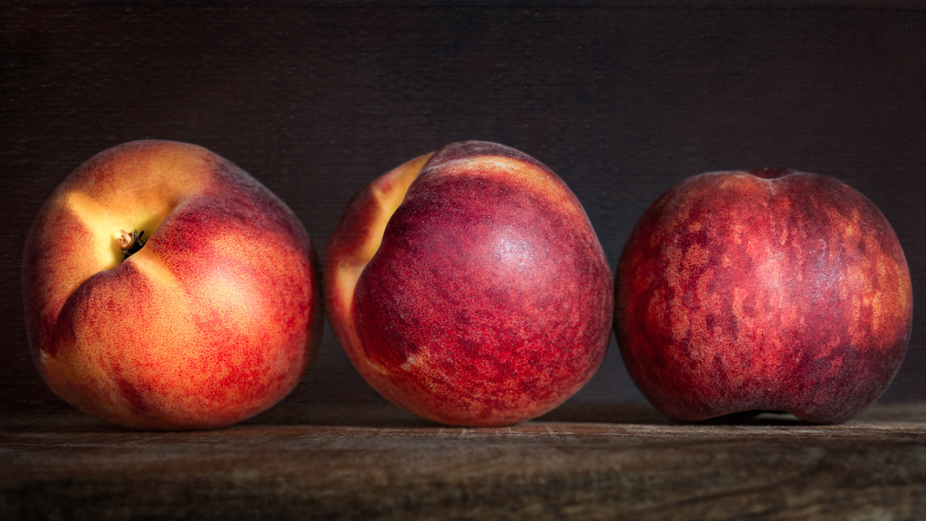three peaches by jernst1779